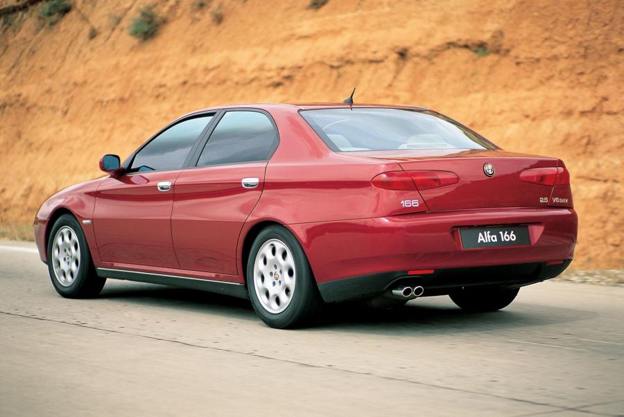  Alfa Romeo 166 (936) 1998 года  (фото 27 из 73)